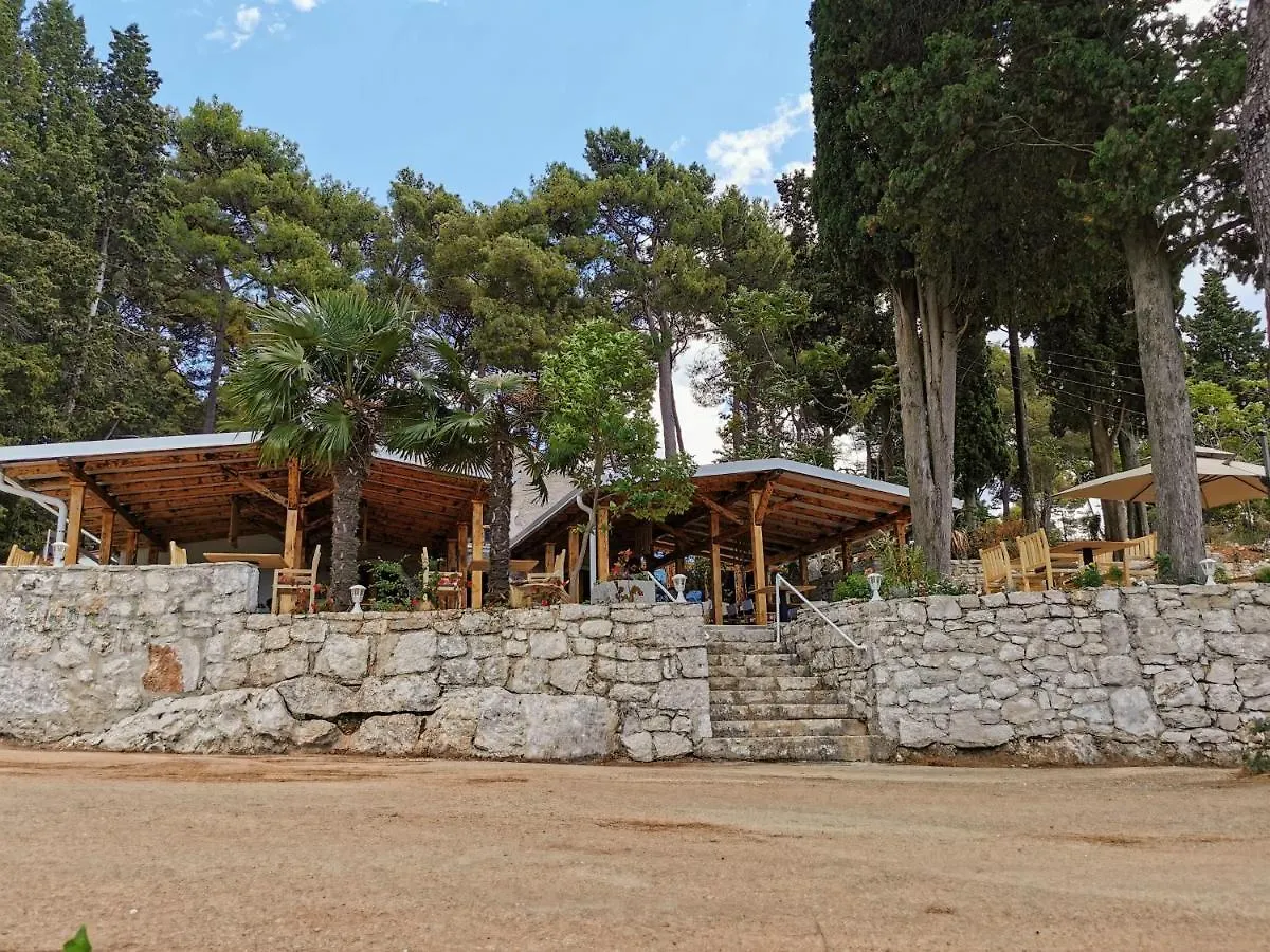 Campsite Mobile Homes Montepozzo, Kamp Porton Biondi Rovinj